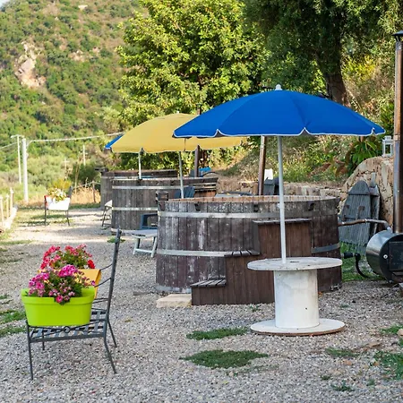 Campsite Terreditusa - Bungalow Melograno *